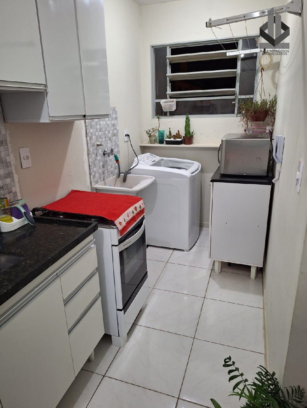 Apartamento à venda com 2 quartos, 50m² - Foto 2