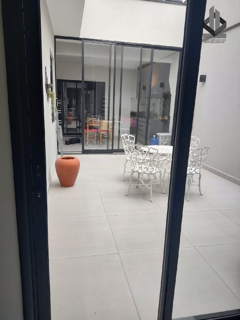 Casa à venda com 3 quartos, 210m² - Foto 33