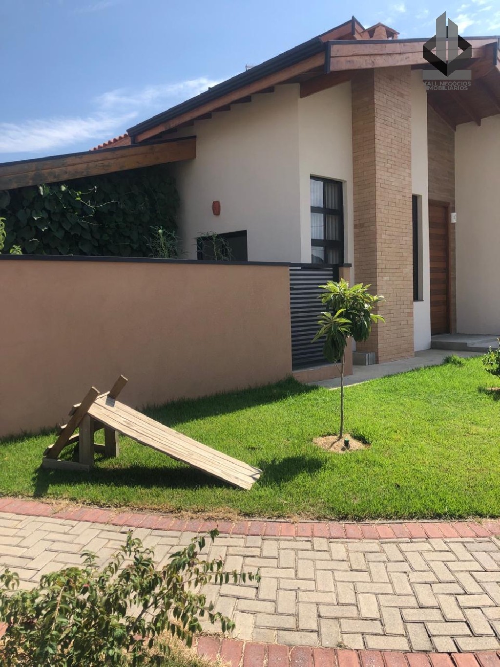 Prédio Inteiro à venda com 3 quartos, 391m² - Foto 2