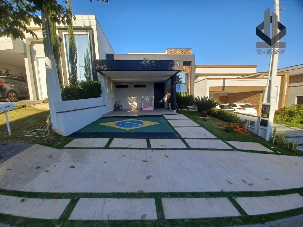 Casa à venda com 3 quartos, 200m² - Foto 2