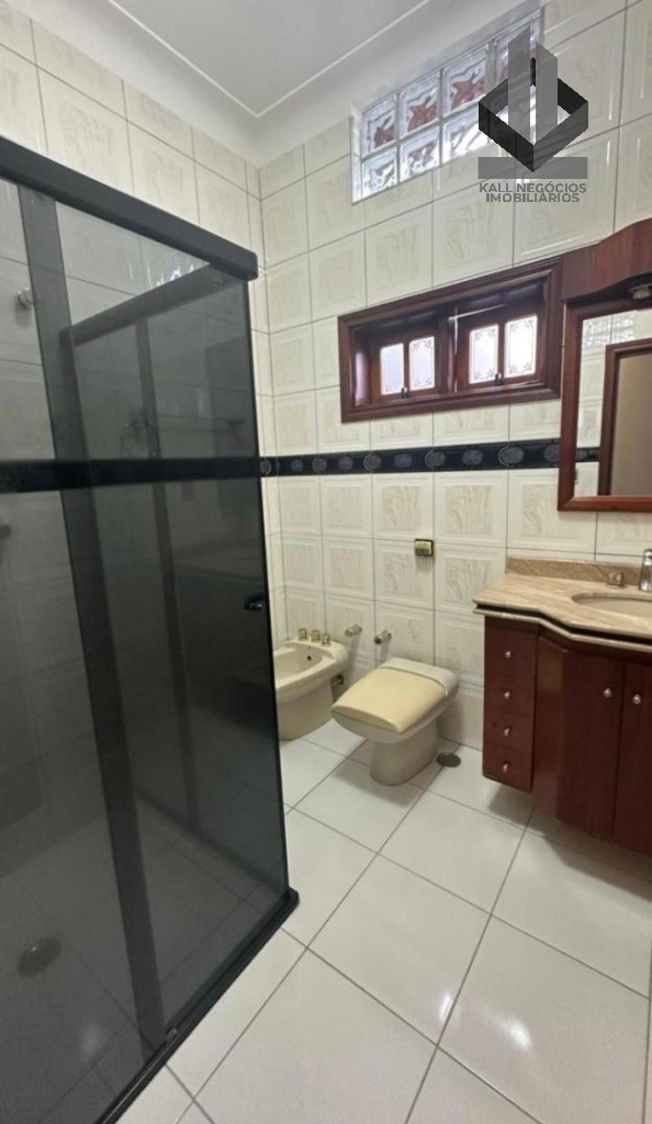 Casa à venda e aluguel com 5 quartos, 375m² - Foto 19