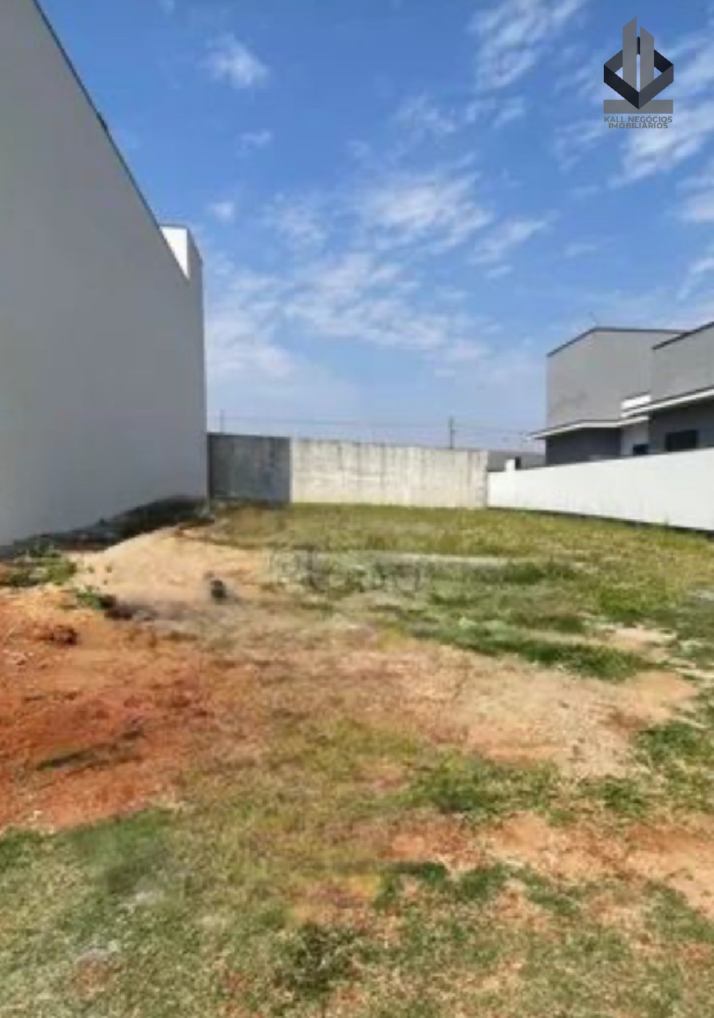 Terreno à venda, 300m² - Foto 1