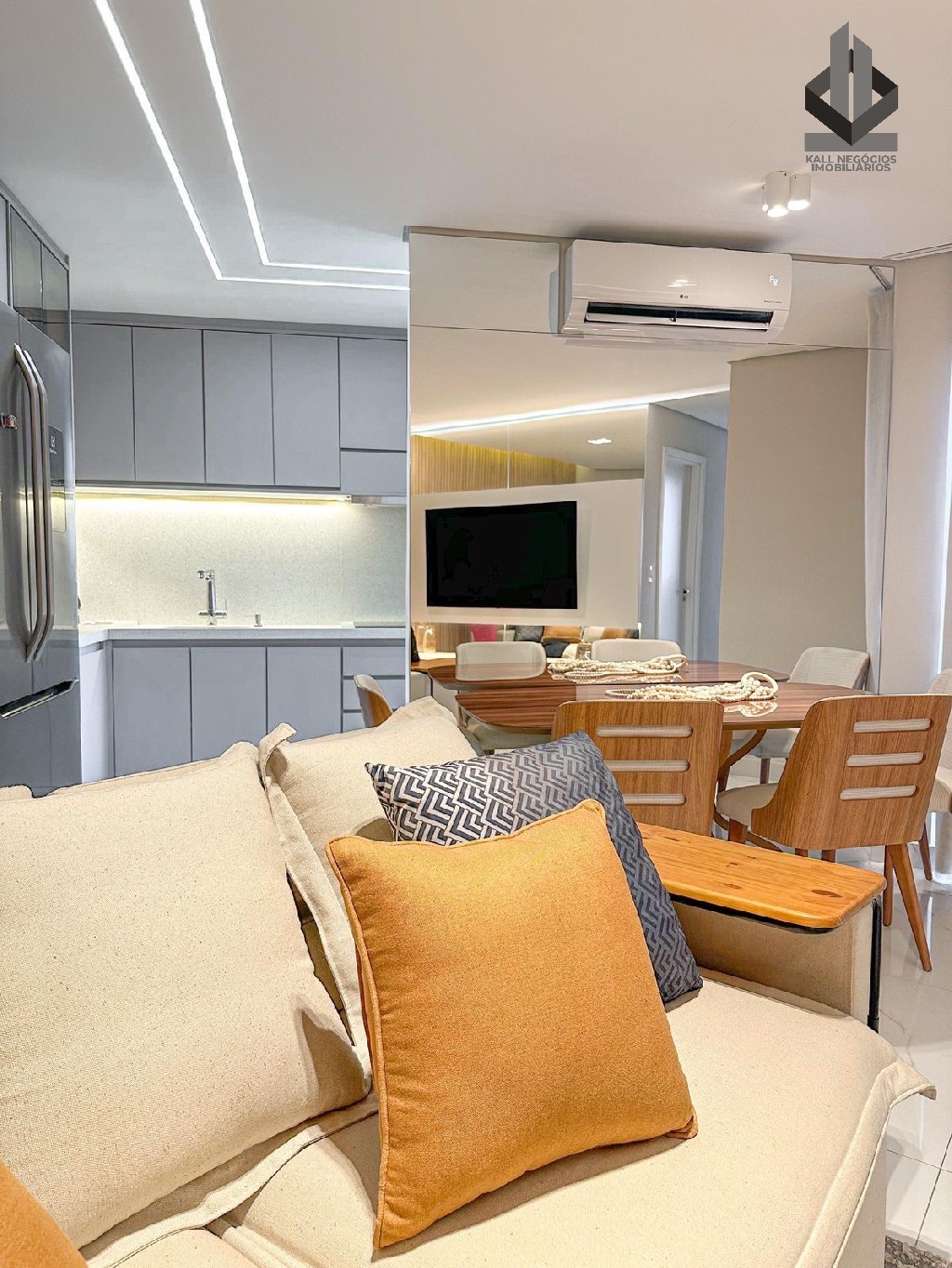 Apartamento à venda com 3 quartos, 67m² - Foto 3