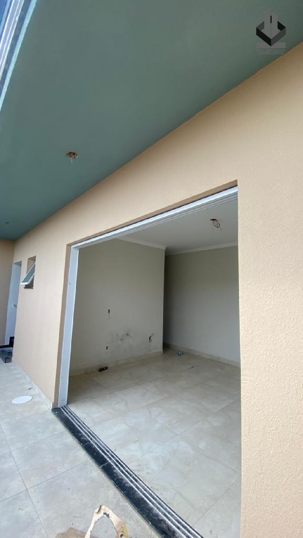 Casa à venda com 2 quartos, 150m² - Foto 9