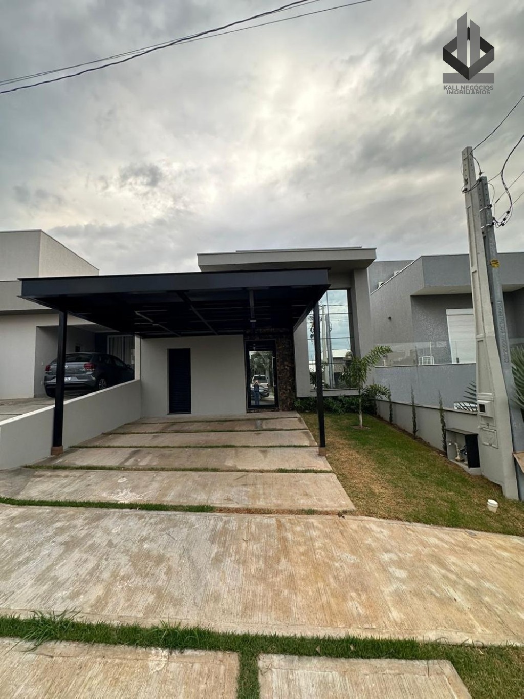 Casa à venda com 3 quartos, 200m² - Foto 2