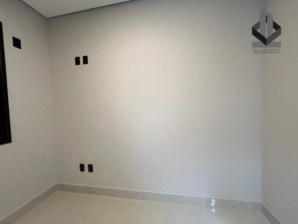 Casa à venda com 3 quartos, 200m² - Foto 22