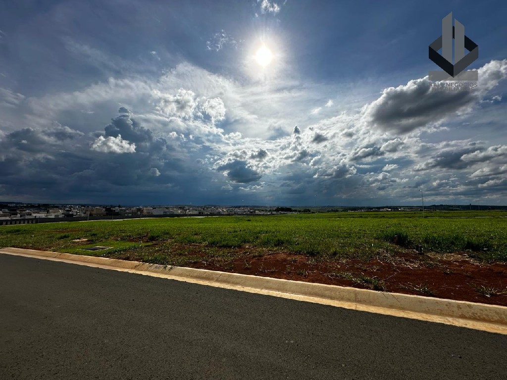 Terreno à venda, 300m² - Foto 2