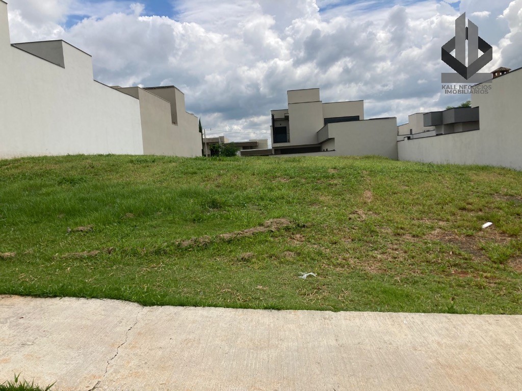 Terreno, 302 m² - Foto 1