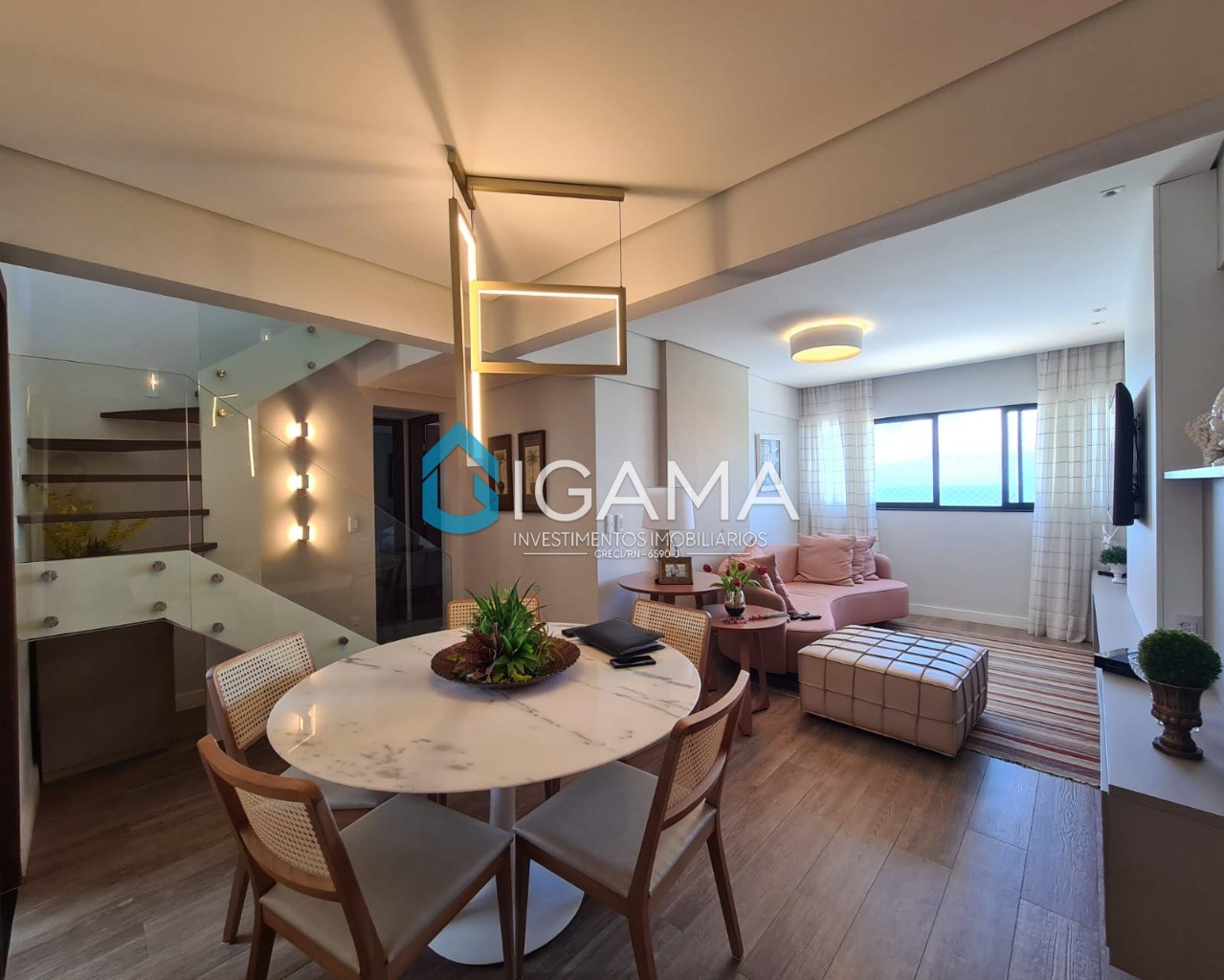 Apartamento à venda com 4 quartos, 186m² - Foto 1