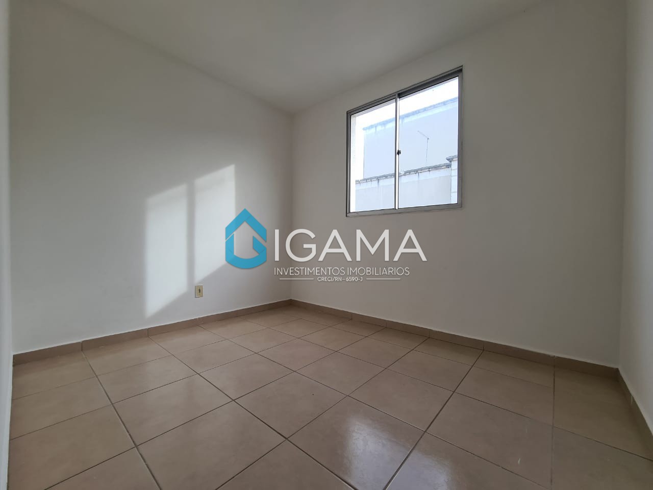 Apartamento à venda com 2 quartos, 42m² - Foto 4