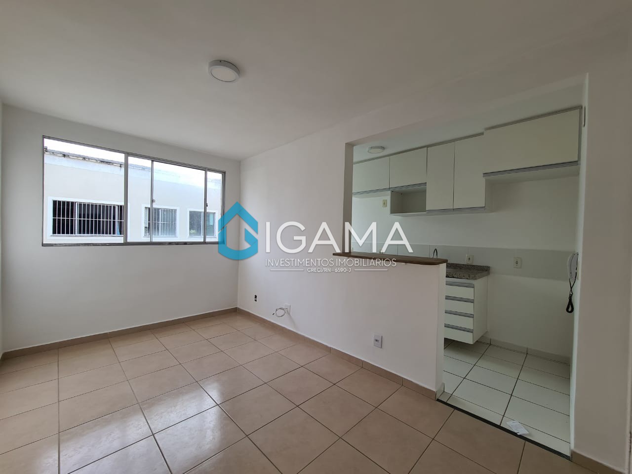 Apartamento à venda com 2 quartos, 42m² - Foto 1