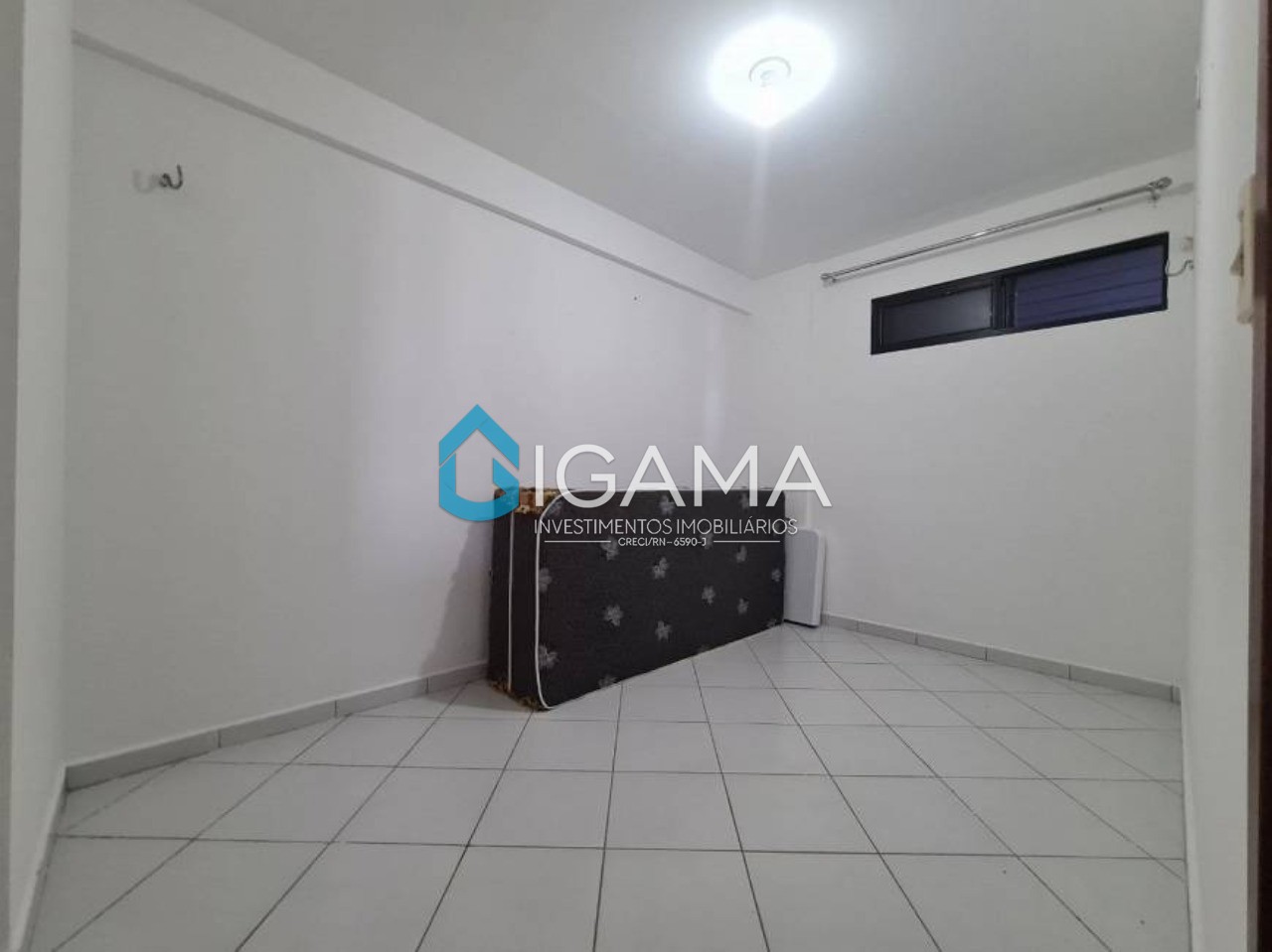 Apartamento à venda com 2 quartos, 55m² - Foto 11