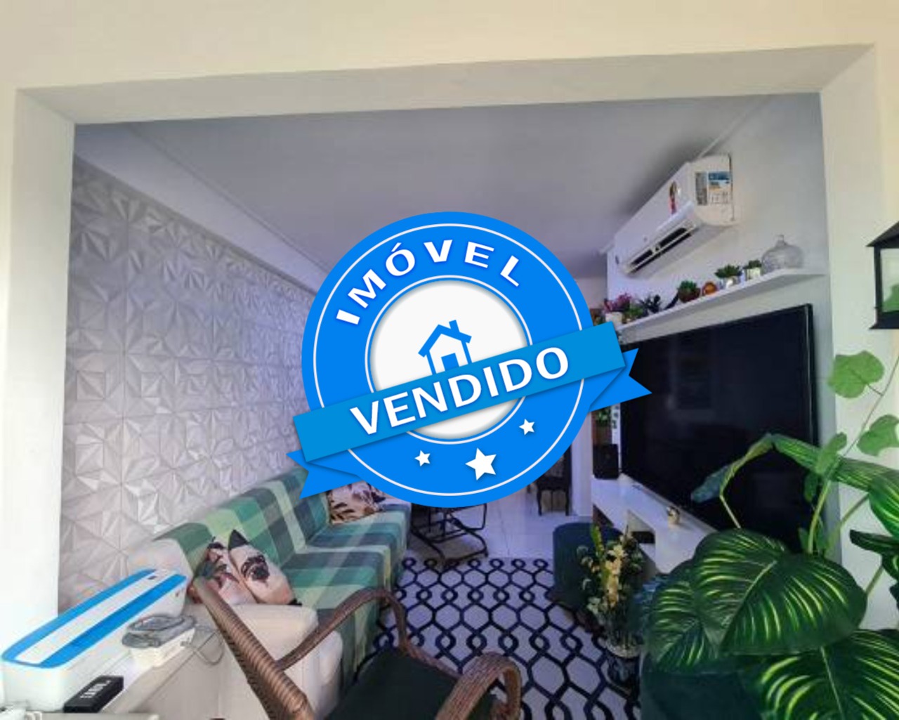 Apartamento à venda com 2 quartos, 57m² - Foto 1