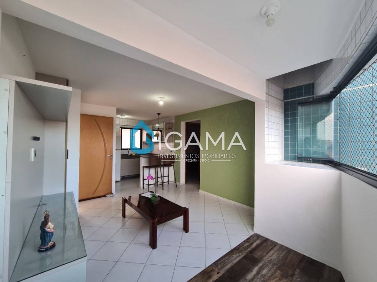 Apartamento à venda com 2 quartos, 55m² - Foto 2