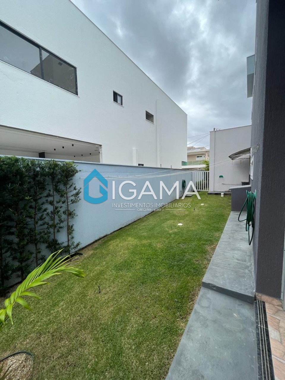 Casa à venda com 4 quartos, 225m² - Foto 16