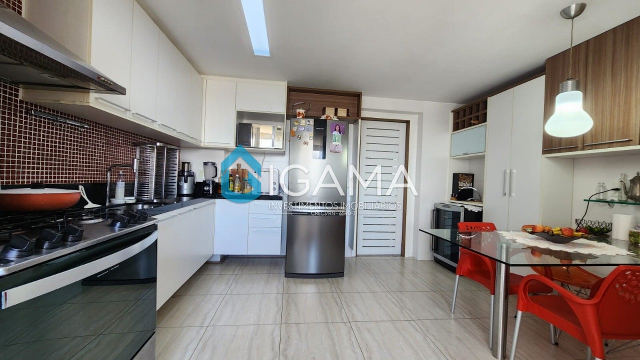 Apartamento à venda com 3 quartos, 141m² - Foto 35