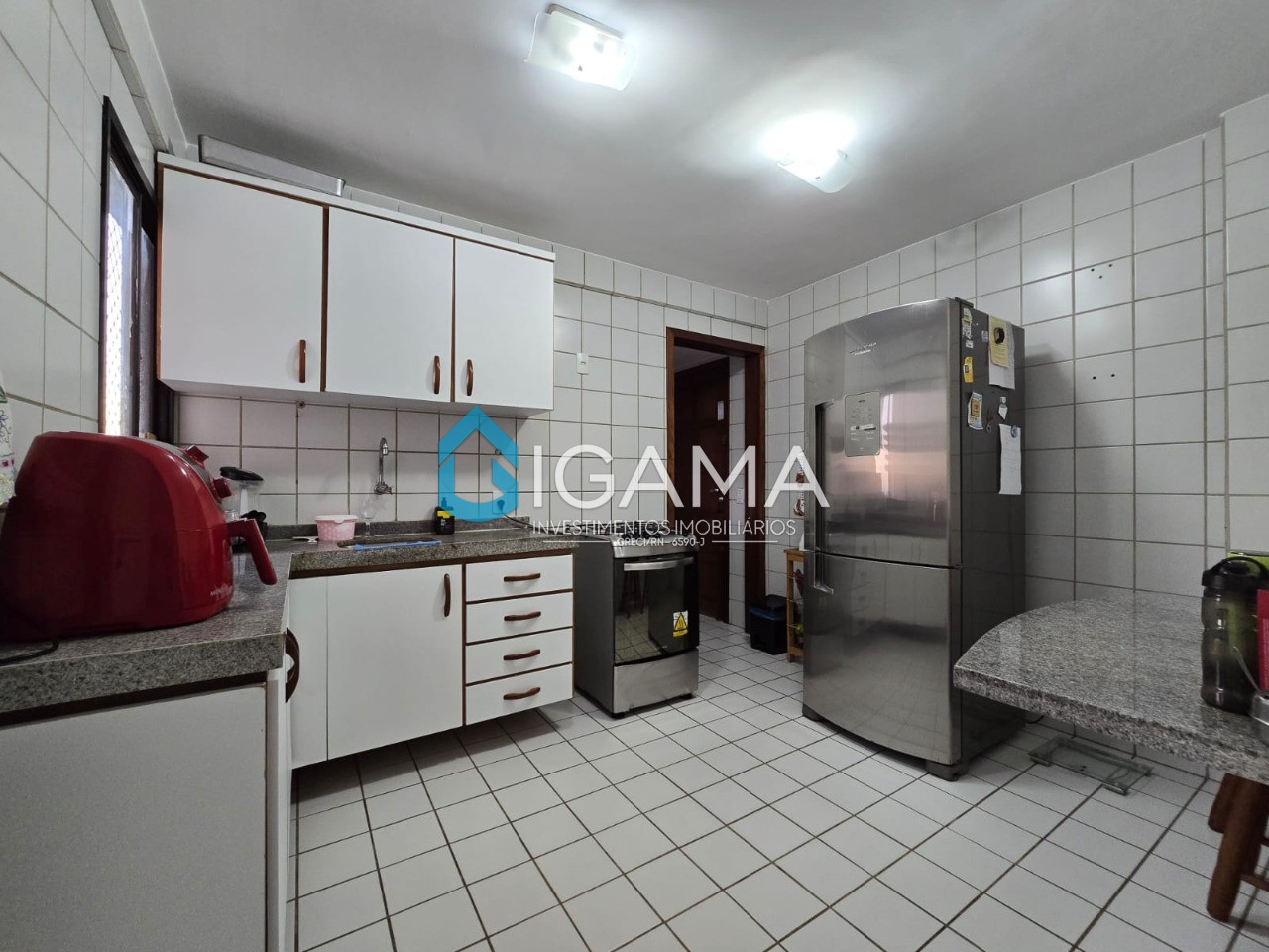 Apartamento à venda com 3 quartos, 82m² - Foto 3