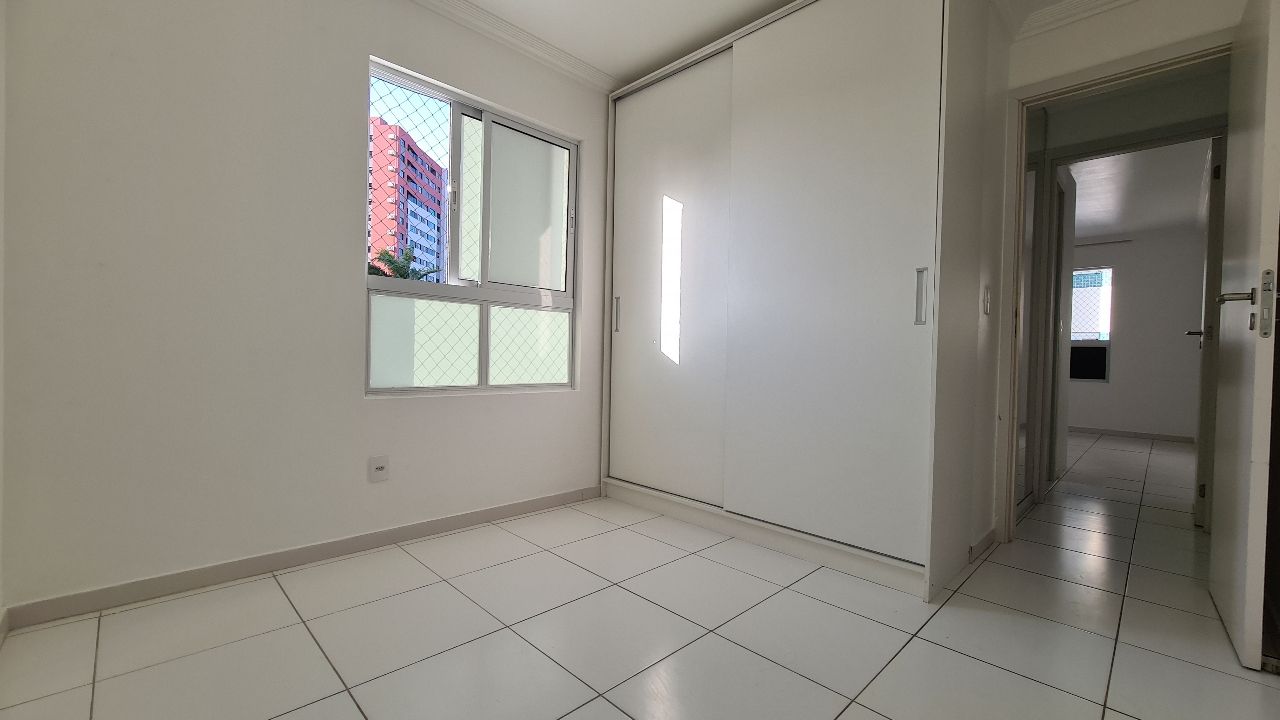 Apartamento à venda com 3 quartos, 76m² - Foto 10