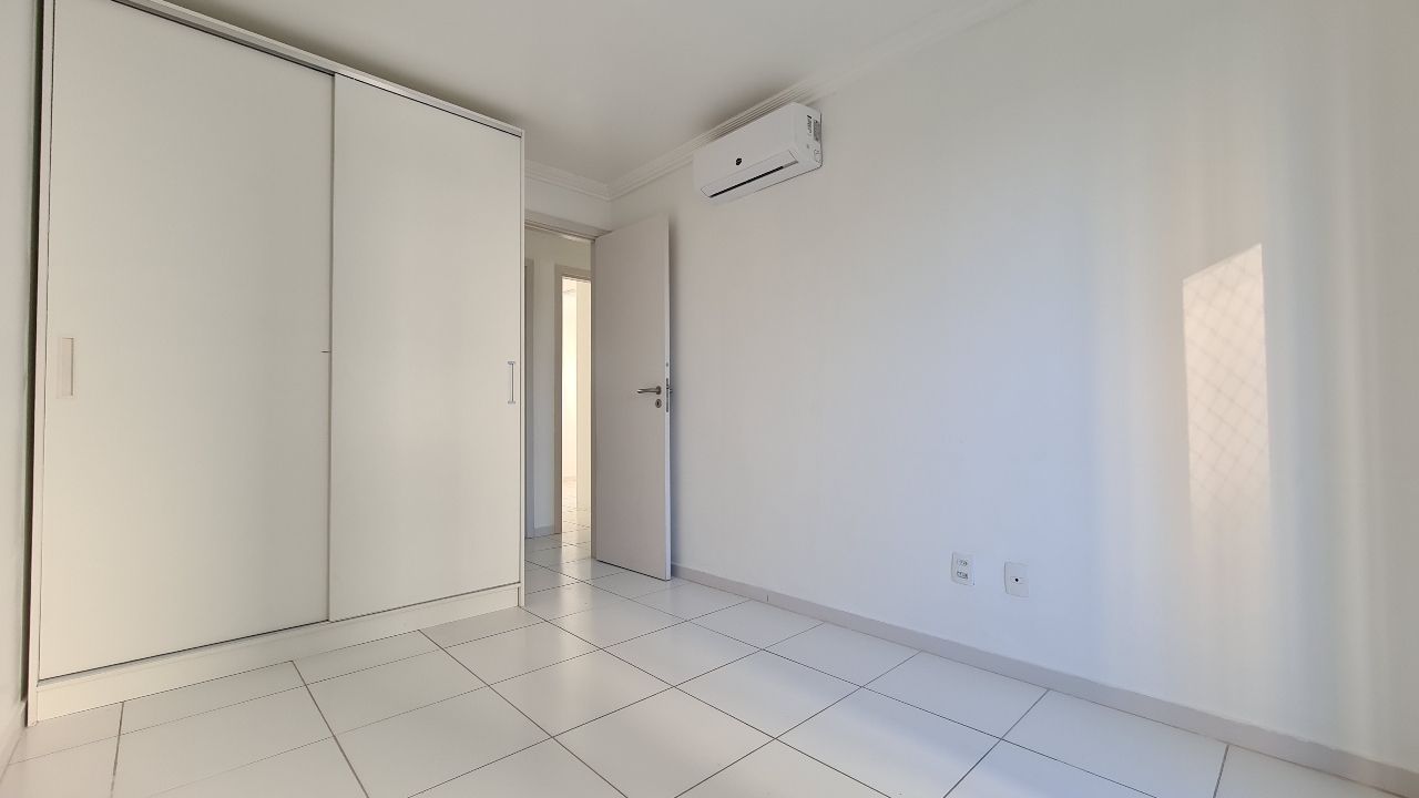 Apartamento à venda com 3 quartos, 76m² - Foto 6