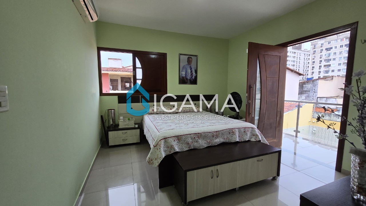 Casa à venda e aluguel com 4 quartos, 300m² - Foto 32