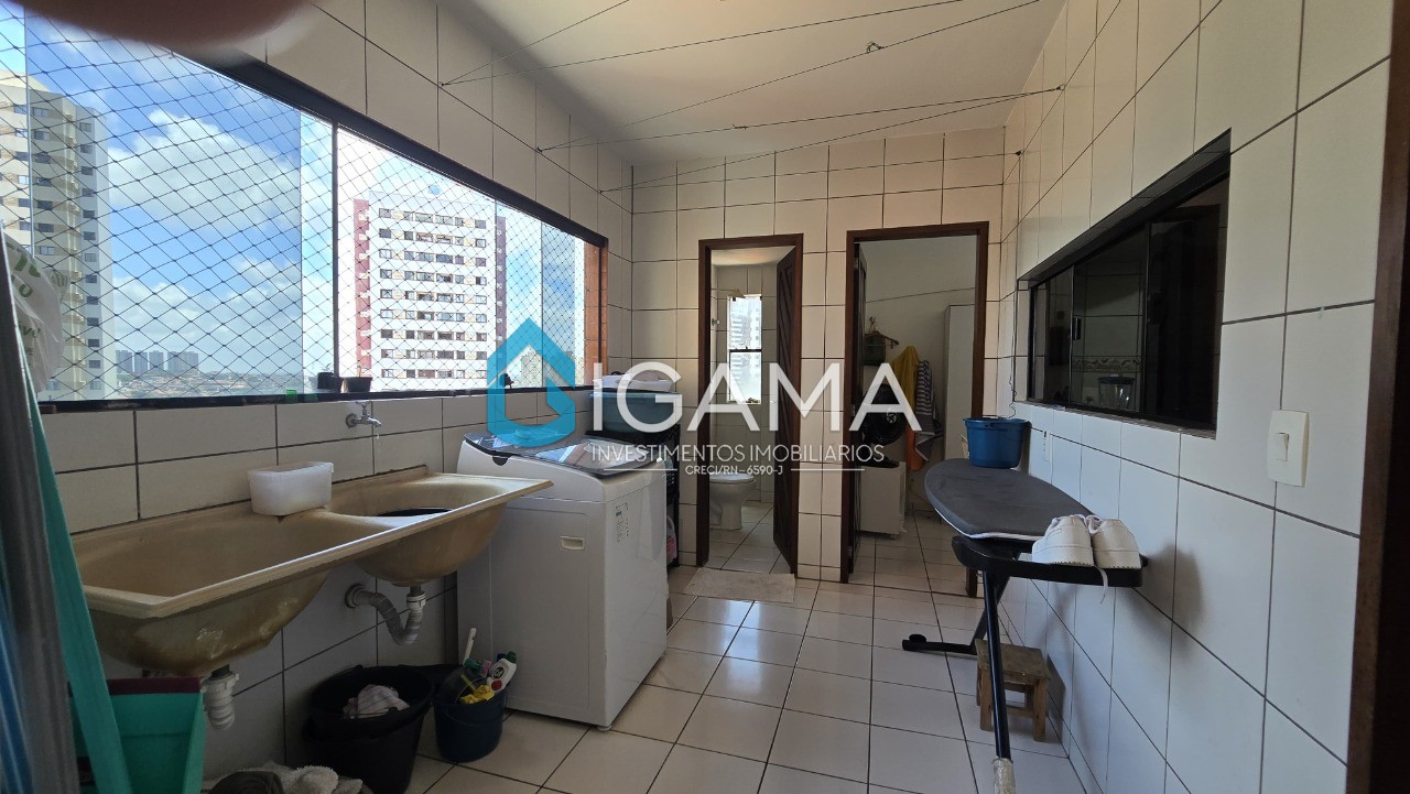 Apartamento à venda com 4 quartos, 198m² - Foto 17