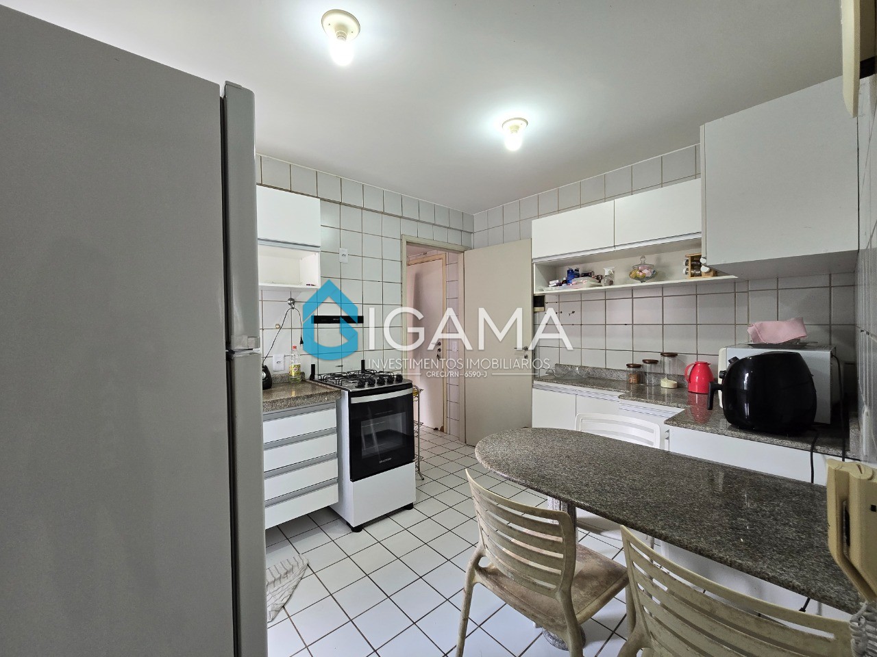 Apartamento à venda com 3 quartos, 82m² - Foto 13