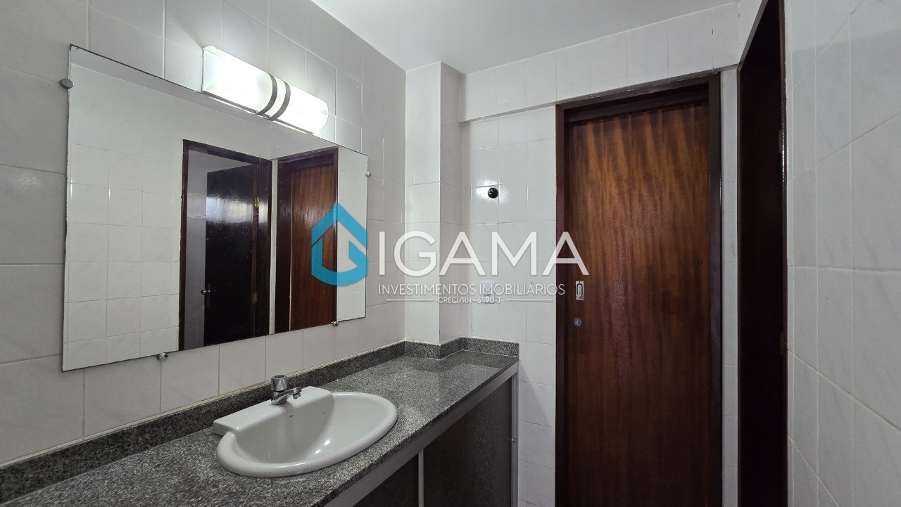 Apartamento para alugar com 3 quartos, 148m² - Foto 13