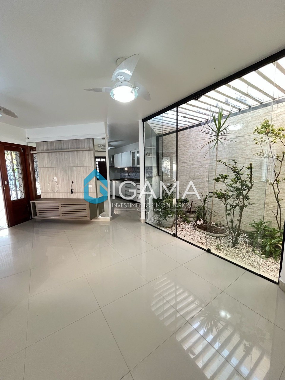 Casa, 3 quartos, 246 m² - Foto 2