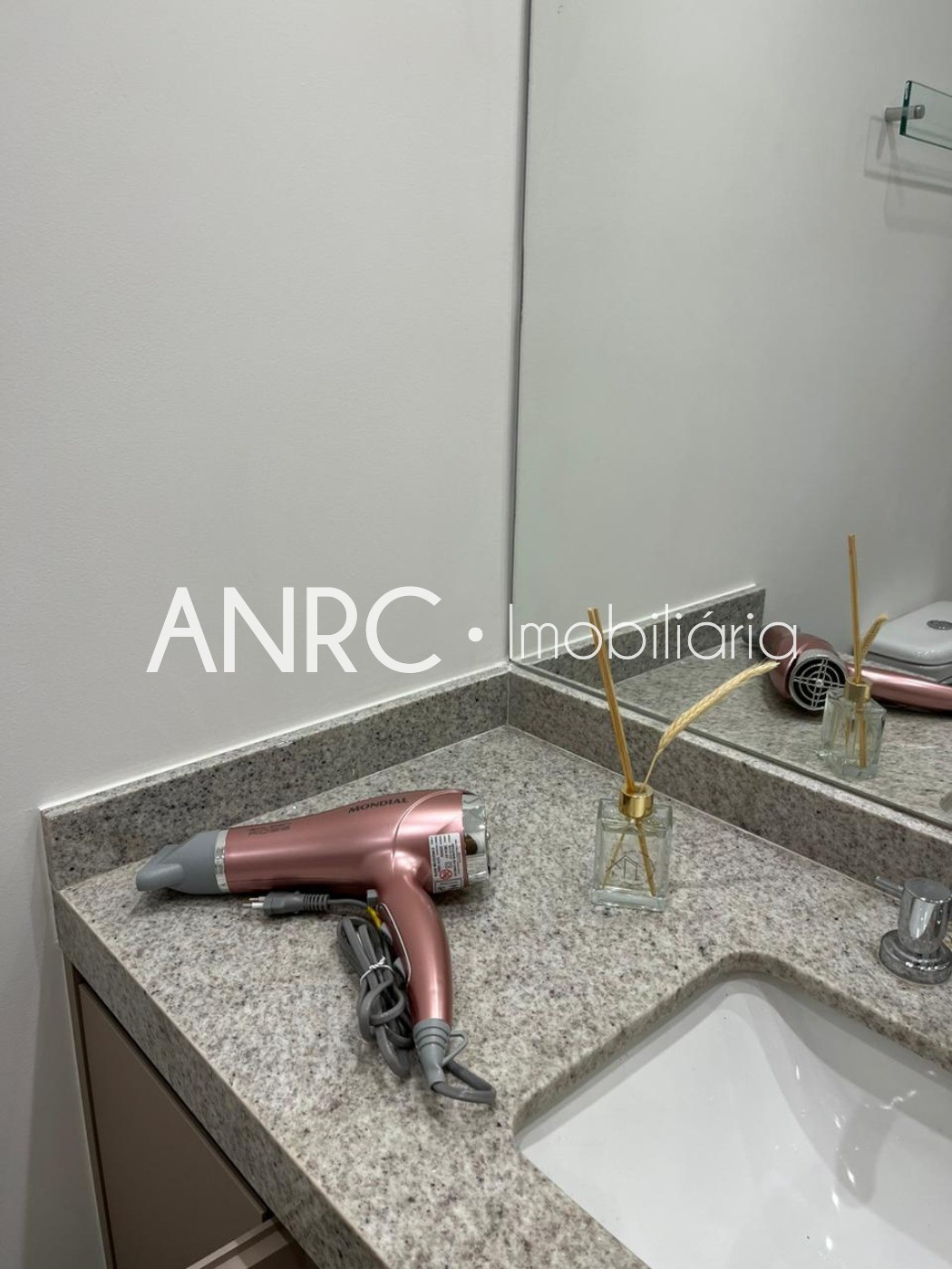 Apartamento para alugar com 1 quarto, 44m² - Foto 26