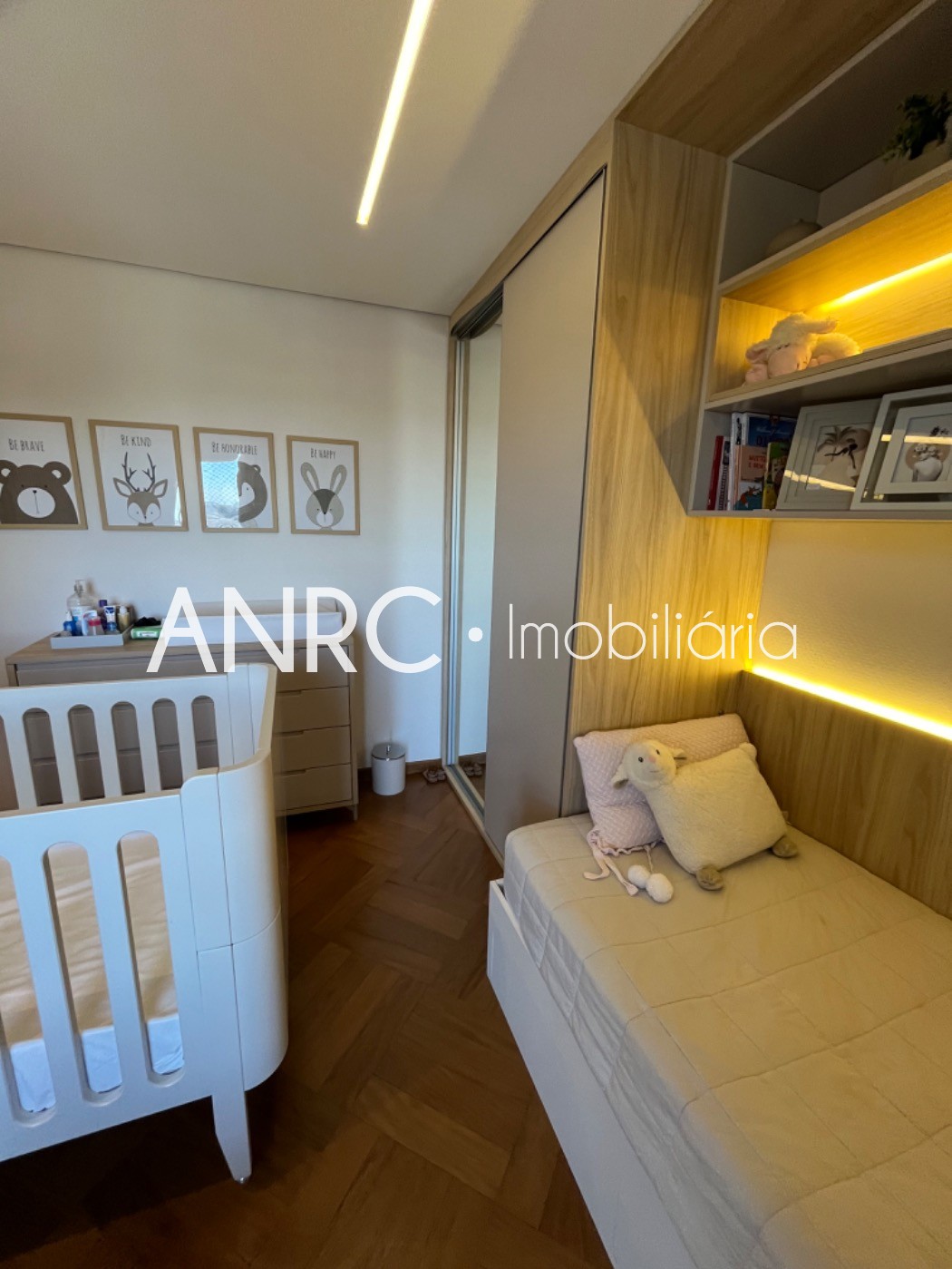 Apartamento para alugar com 3 quartos, 165m² - Foto 89