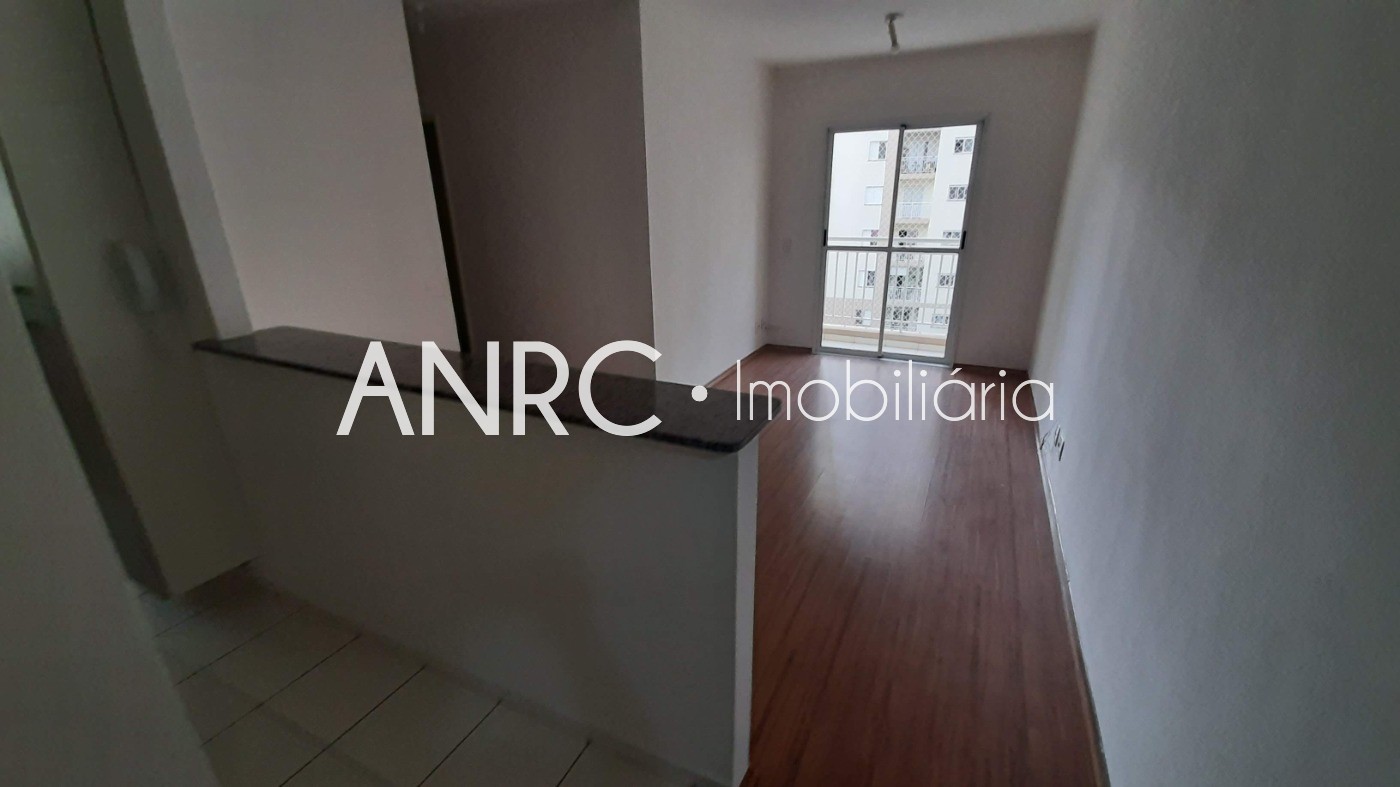 Apartamento para alugar com 2 quartos, 61m² - Foto 3