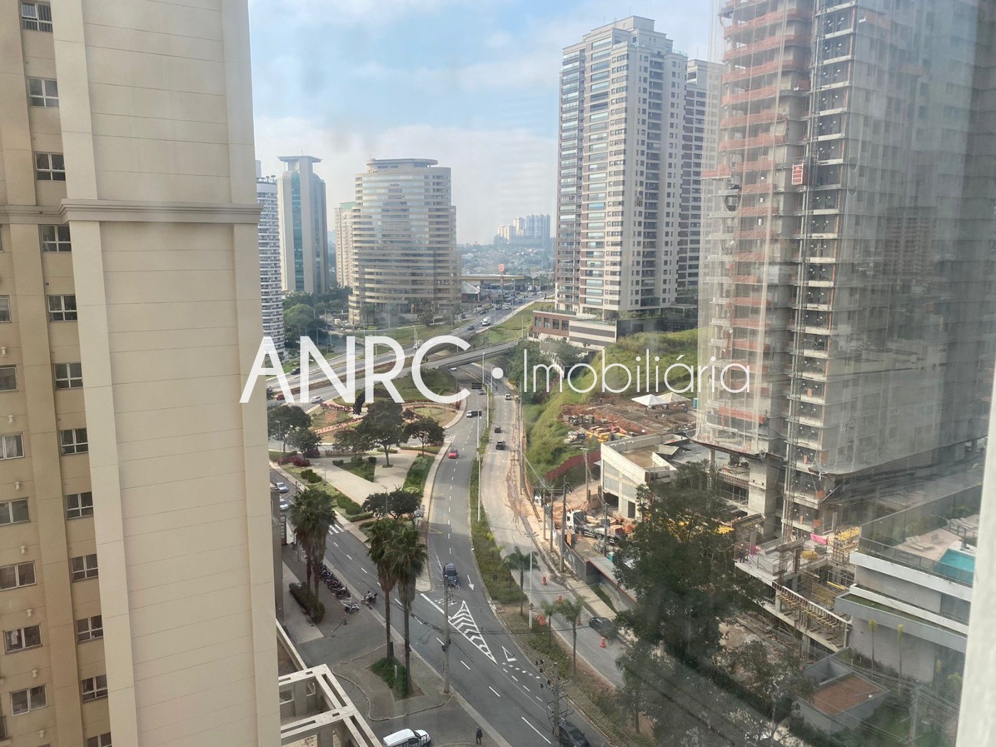 Apartamento para alugar com 2 quartos, 82m² - Foto 14