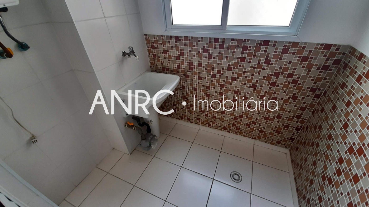 Apartamento para alugar com 2 quartos, 61m² - Foto 11