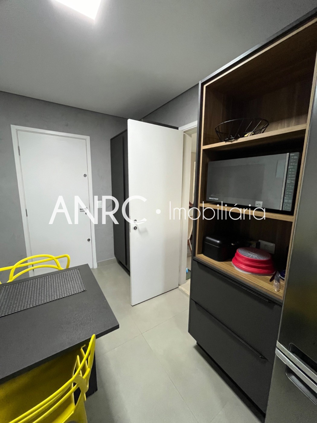 Apartamento para alugar com 3 quartos, 165m² - Foto 37