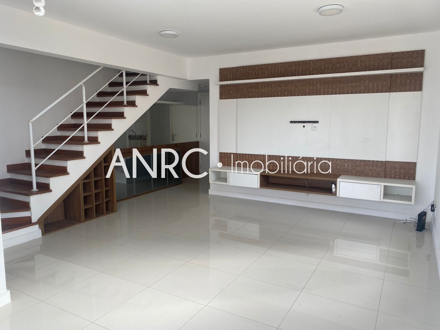 Apartamento para alugar com 2 quartos, 82m² - Foto 7