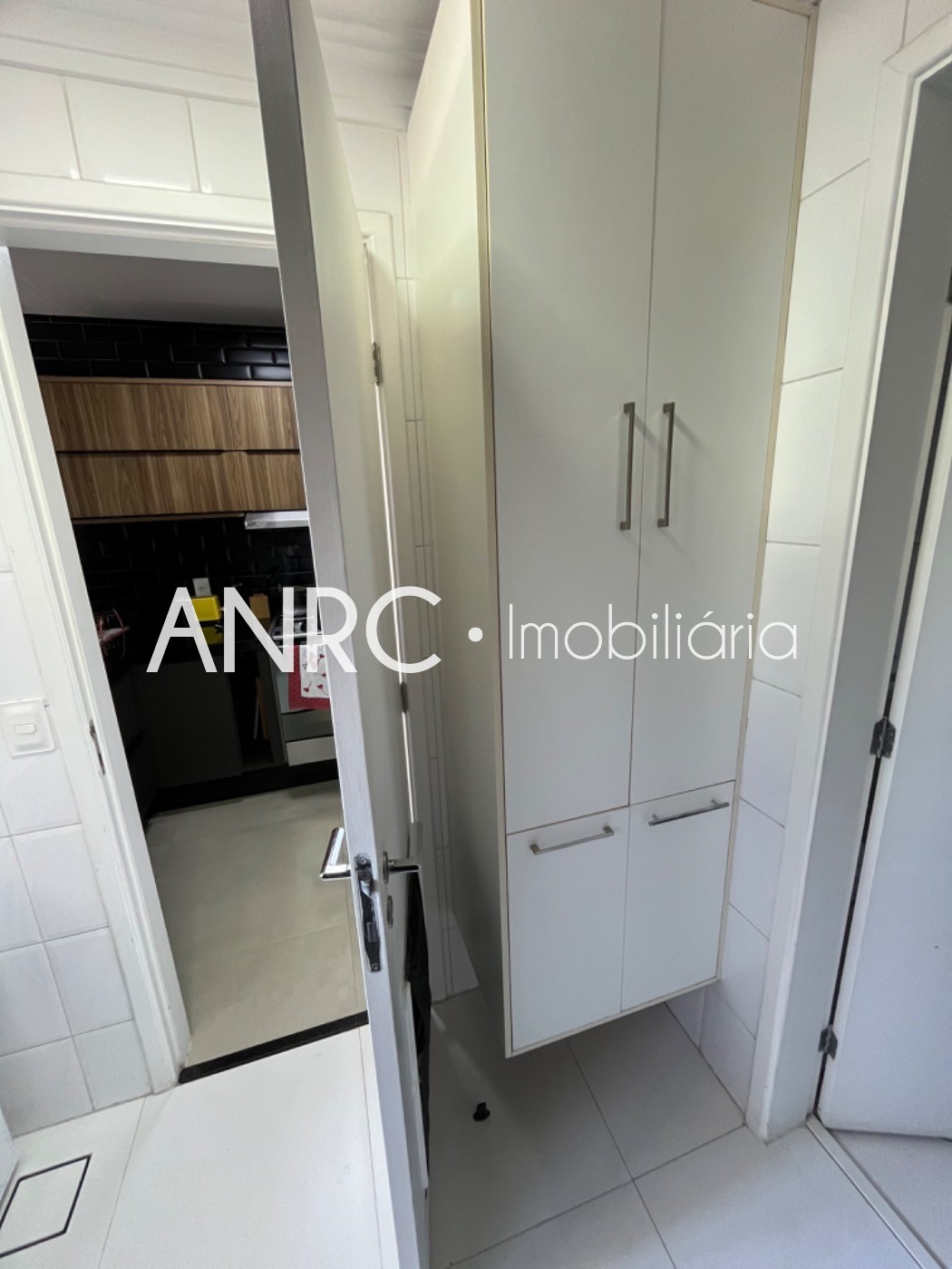 Apartamento para alugar com 3 quartos, 165m² - Foto 49