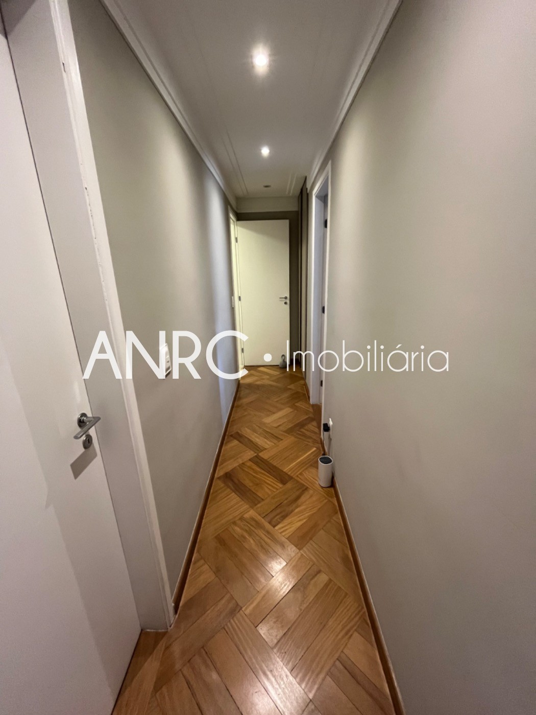 Apartamento para alugar com 3 quartos, 165m² - Foto 59