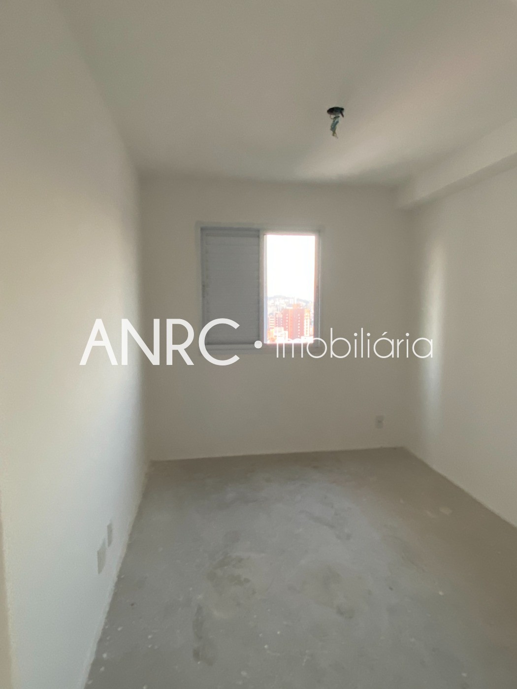 Apartamento à venda com 1 quarto, 42m² - Foto 18