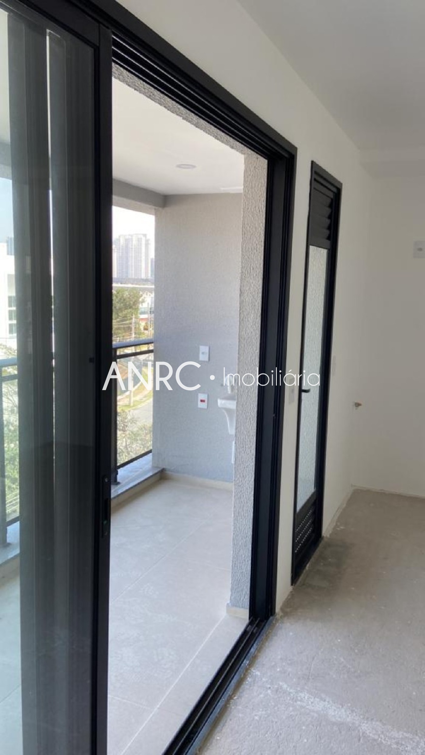 Apartamento à venda com 2 quartos, 75m² - Foto 15