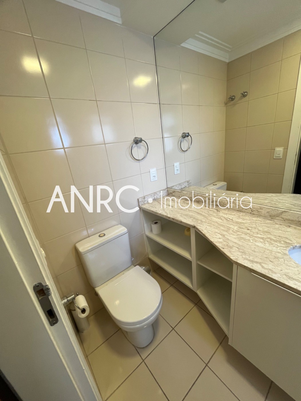 Apartamento para alugar com 3 quartos, 165m² - Foto 63