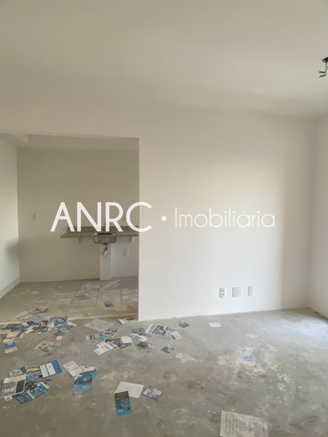 Apartamento à venda com 1 quarto, 42m² - Foto 9