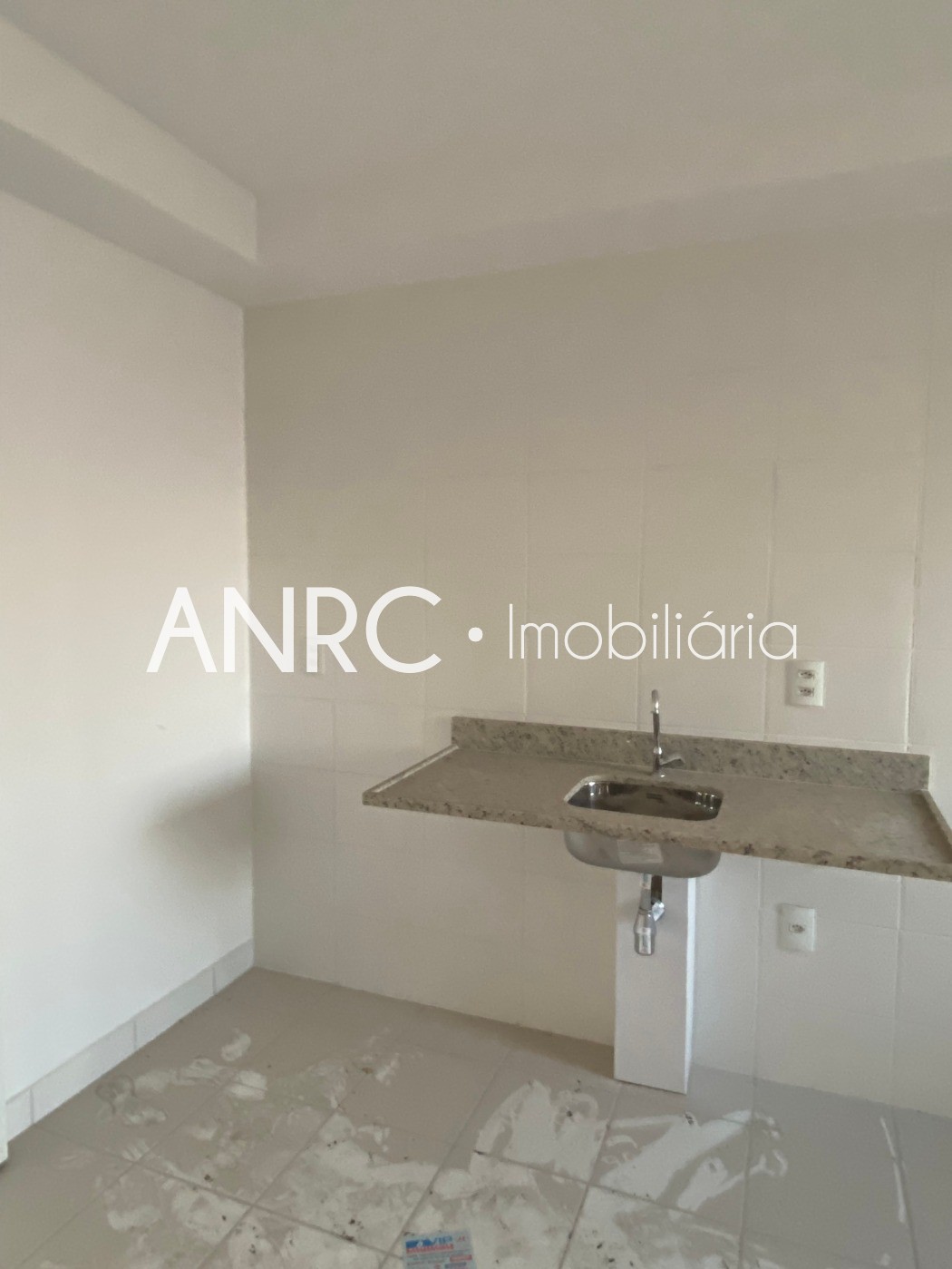 Apartamento à venda com 1 quarto, 42m² - Foto 12