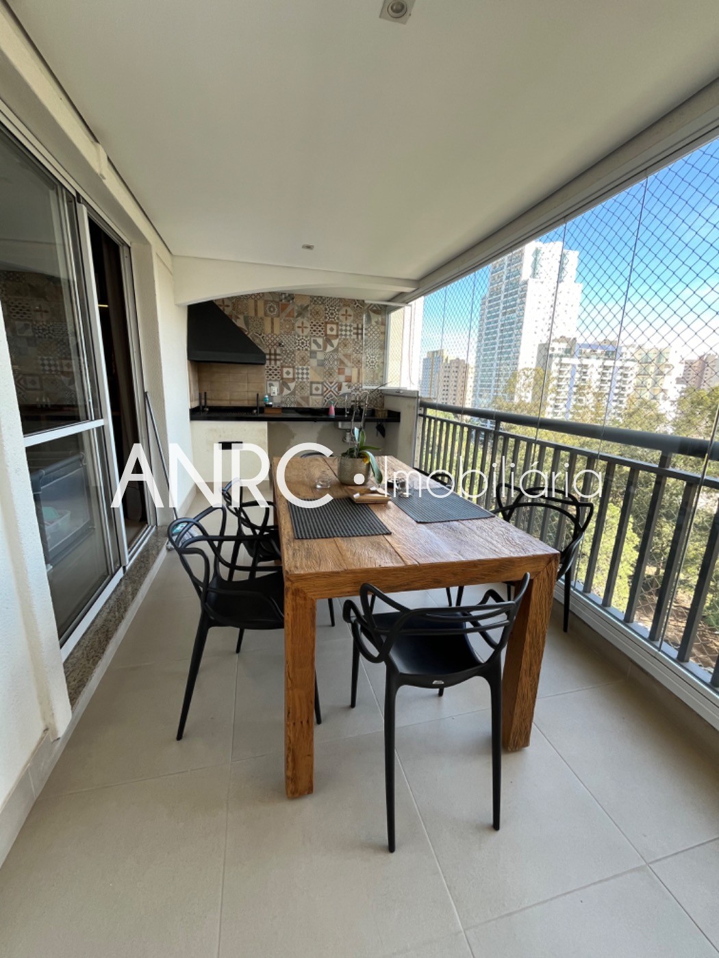 Apartamento para alugar com 3 quartos, 165m² - Foto 33