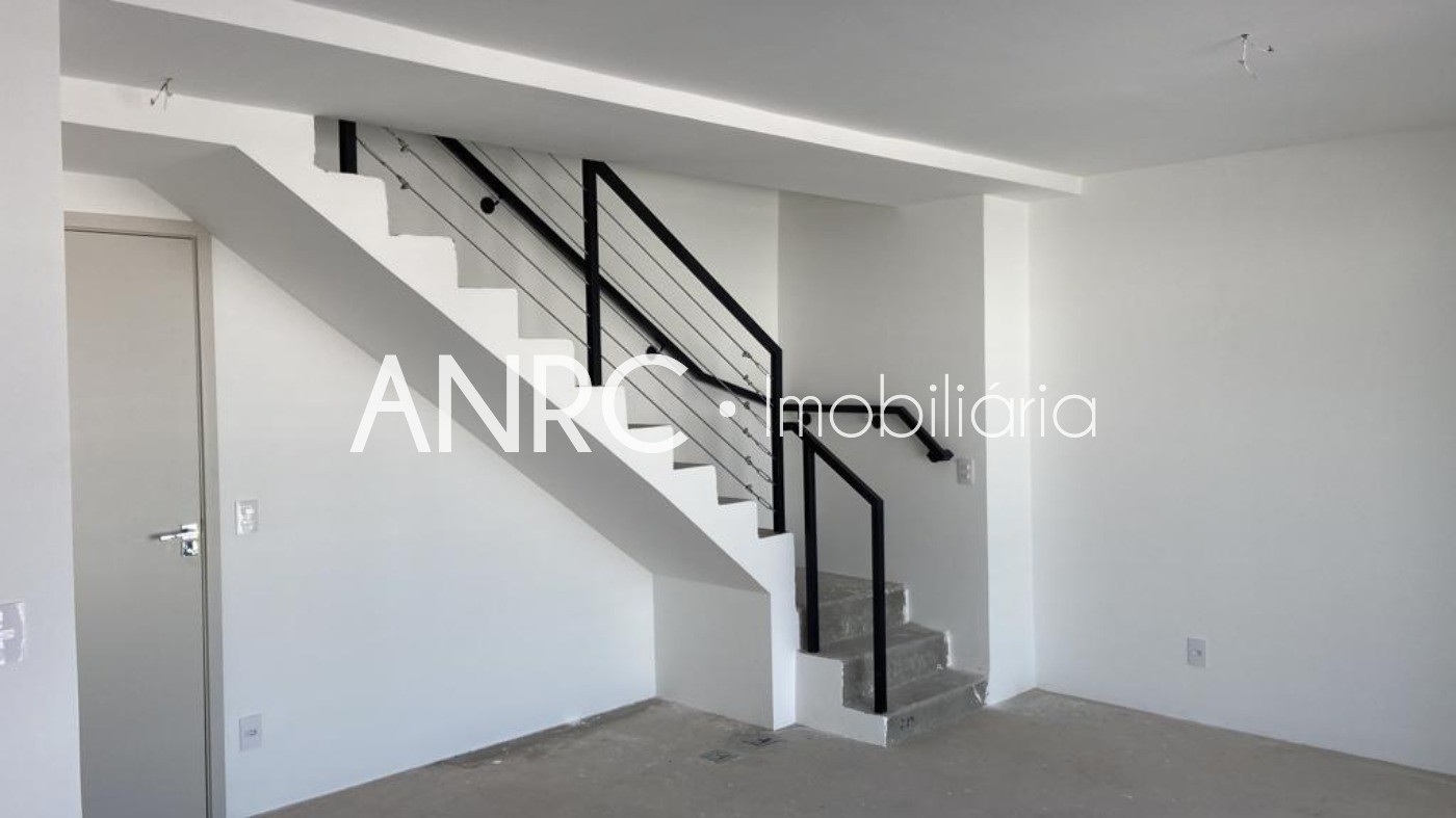 Apartamento à venda com 2 quartos, 75m² - Foto 1