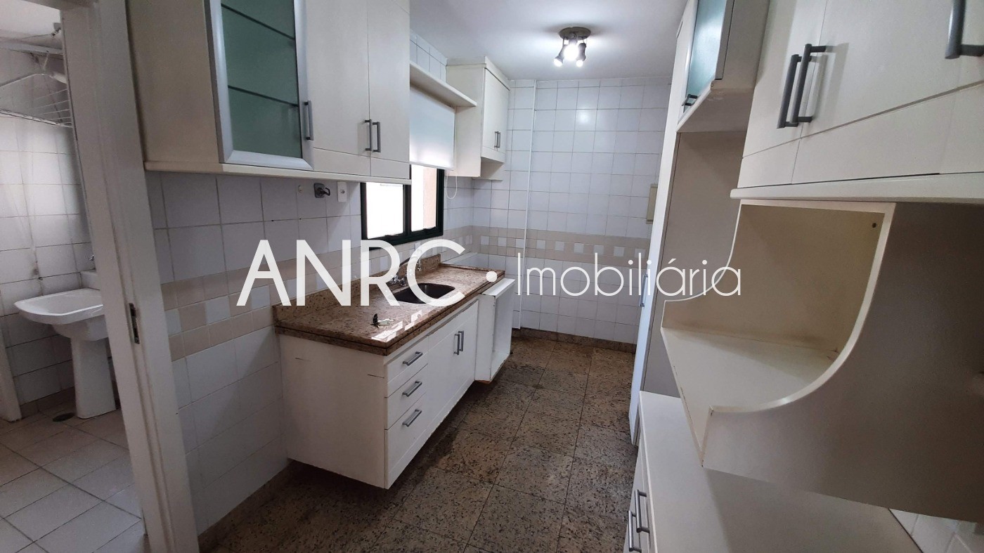 Apartamento para alugar com 2 quartos, 98m² - Foto 9