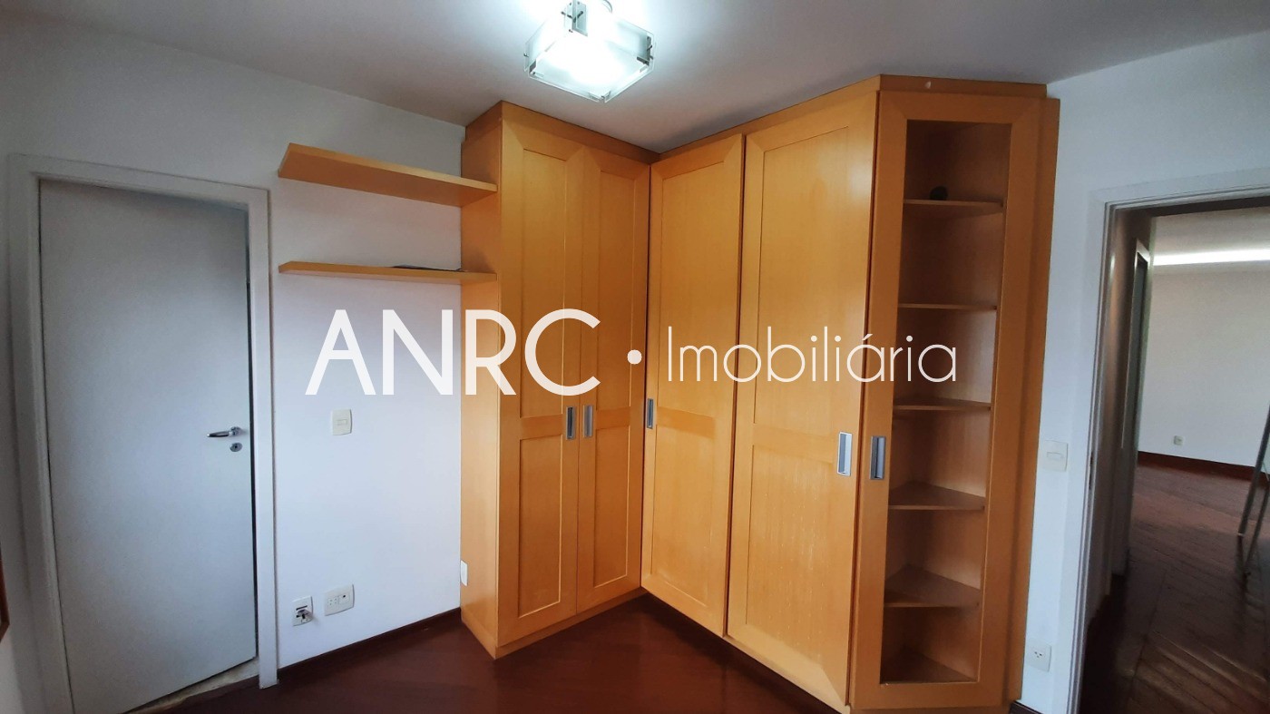 Apartamento para alugar com 2 quartos, 98m² - Foto 4