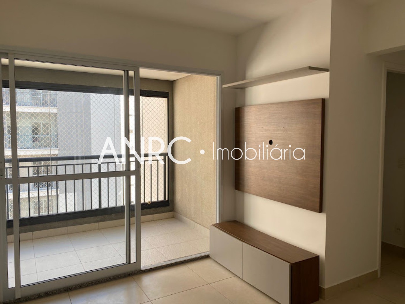 Apartamento para alugar com 2 quartos, 64m² - Foto 1