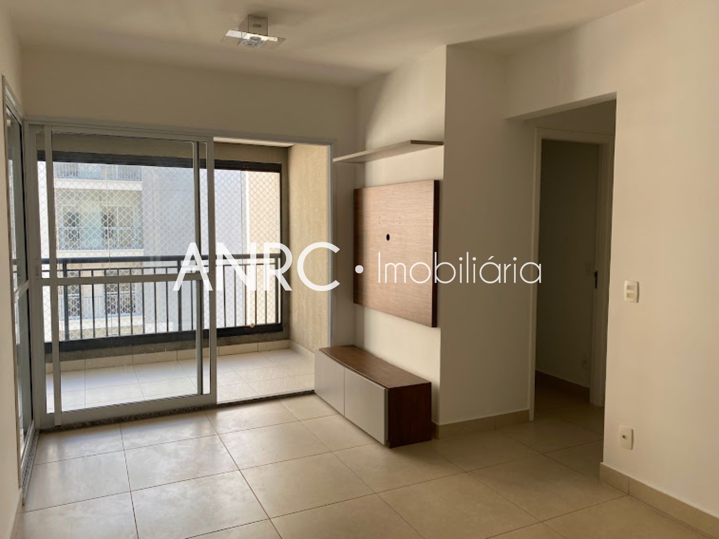 Apartamento para alugar com 2 quartos, 64m² - Foto 4