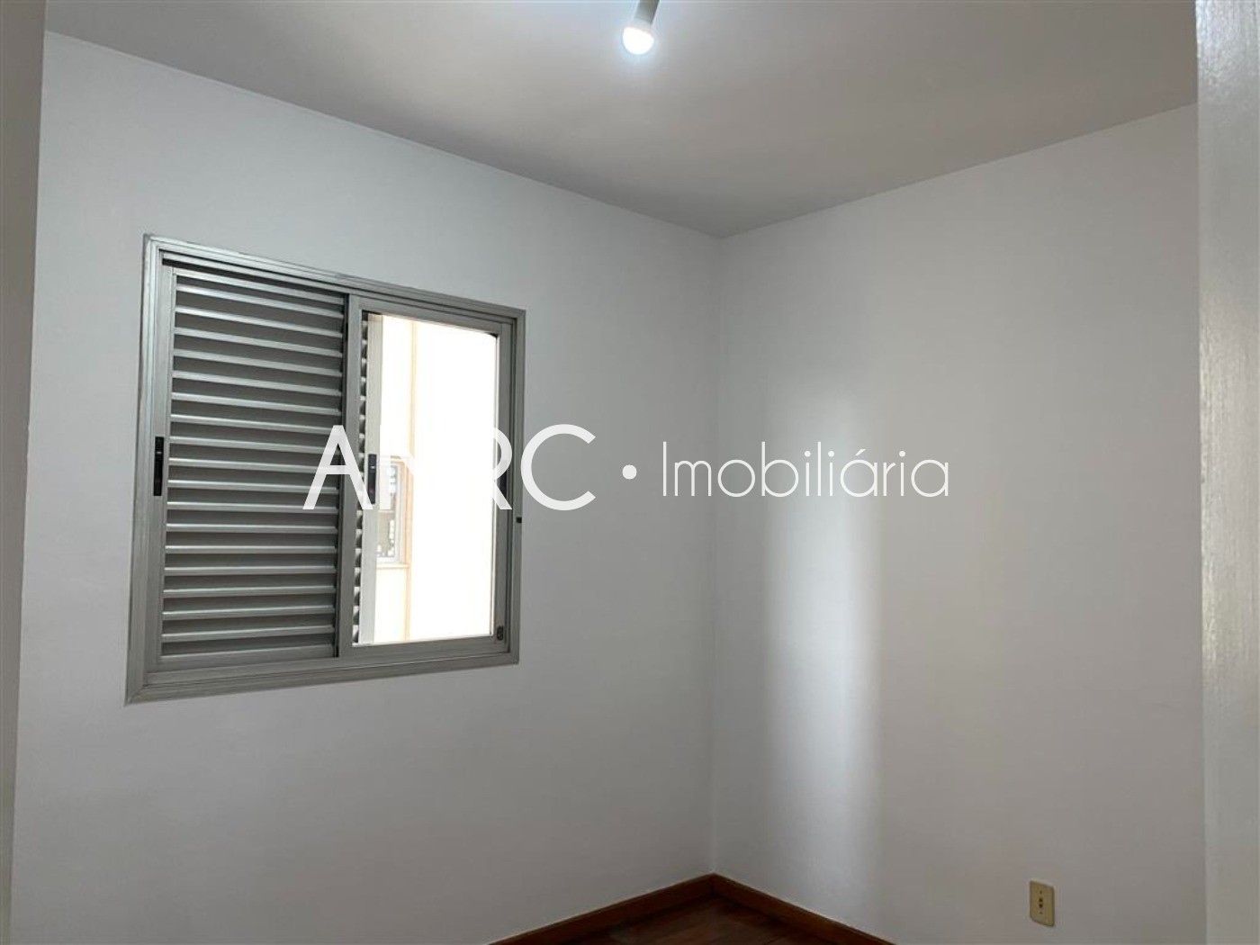 Apartamento para alugar com 3 quartos, 85m² - Foto 7