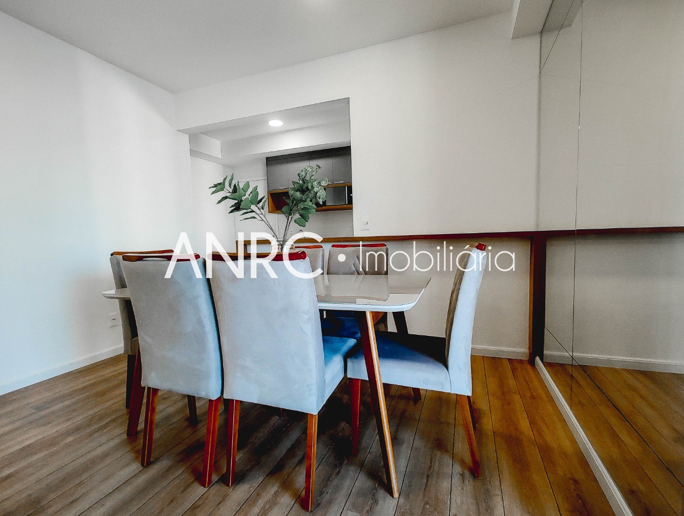 Apartamento à venda com 3 quartos, 109m² - Foto 4